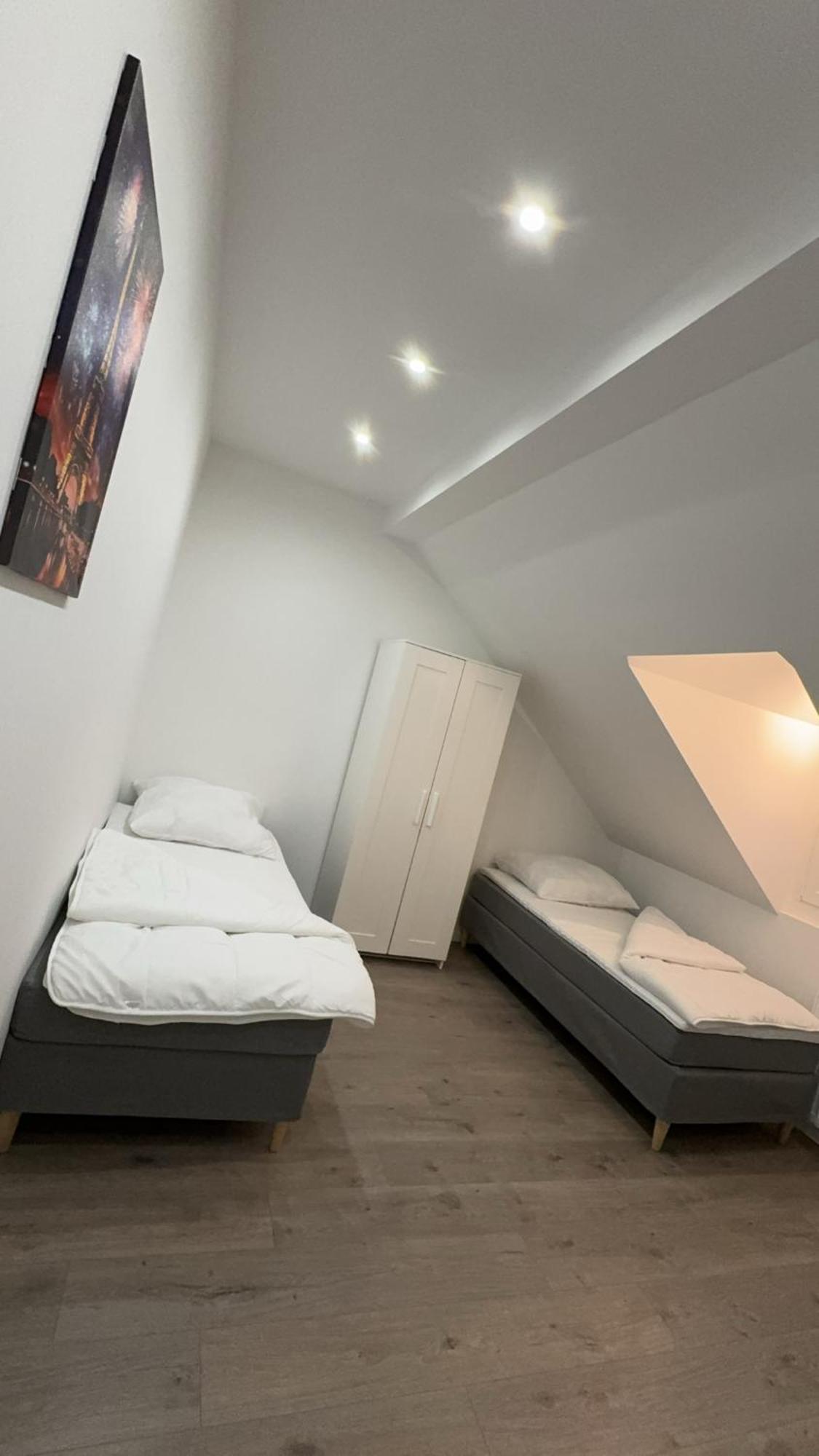 Paris By D&J Apartment'S Altenessen Nord Exterior photo