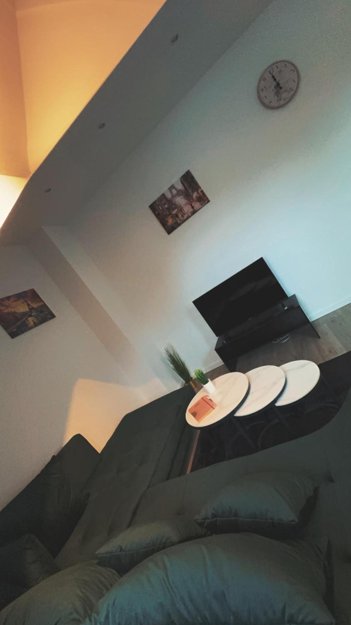 Paris By D&J Apartment'S Altenessen Nord Exterior photo