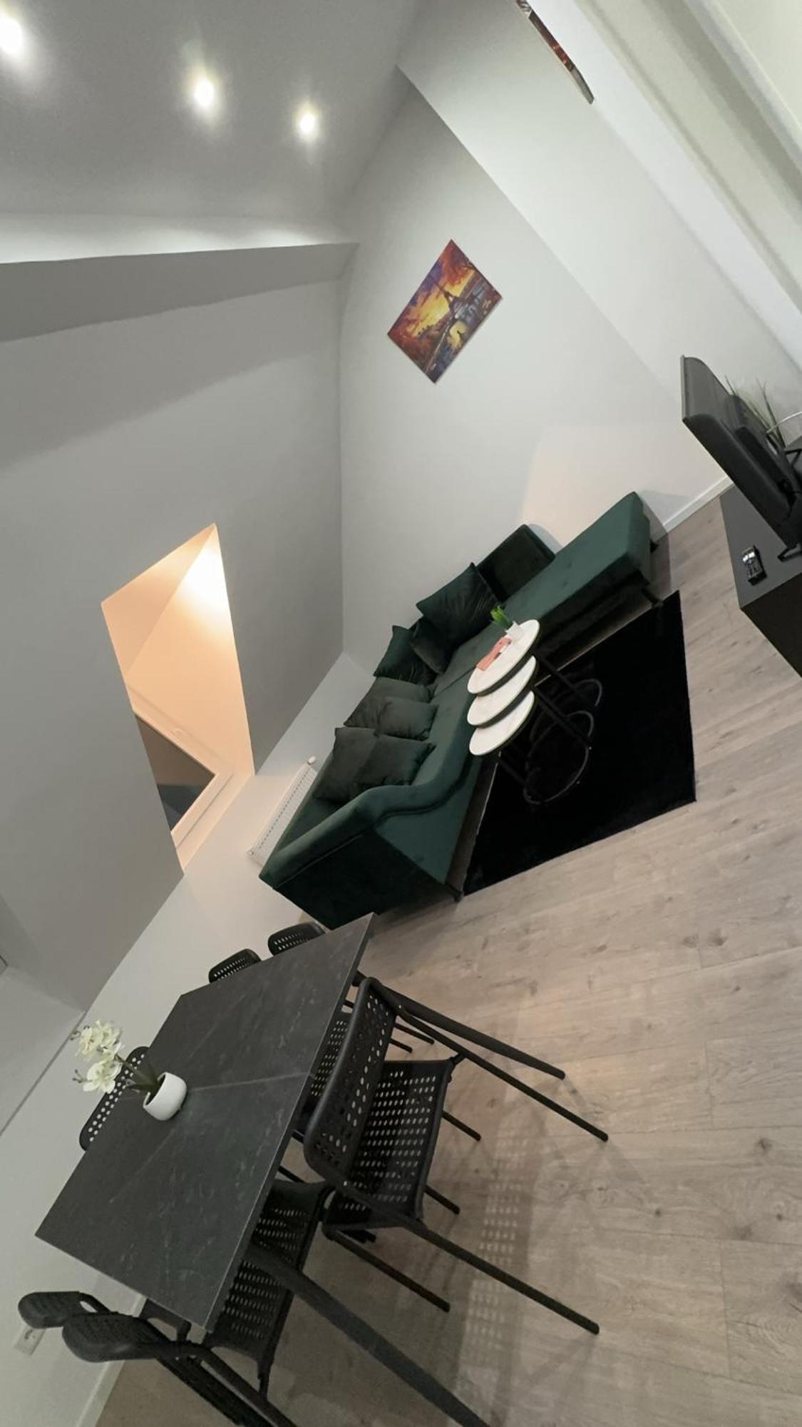 Paris By D&J Apartment'S Altenessen Nord Exterior photo